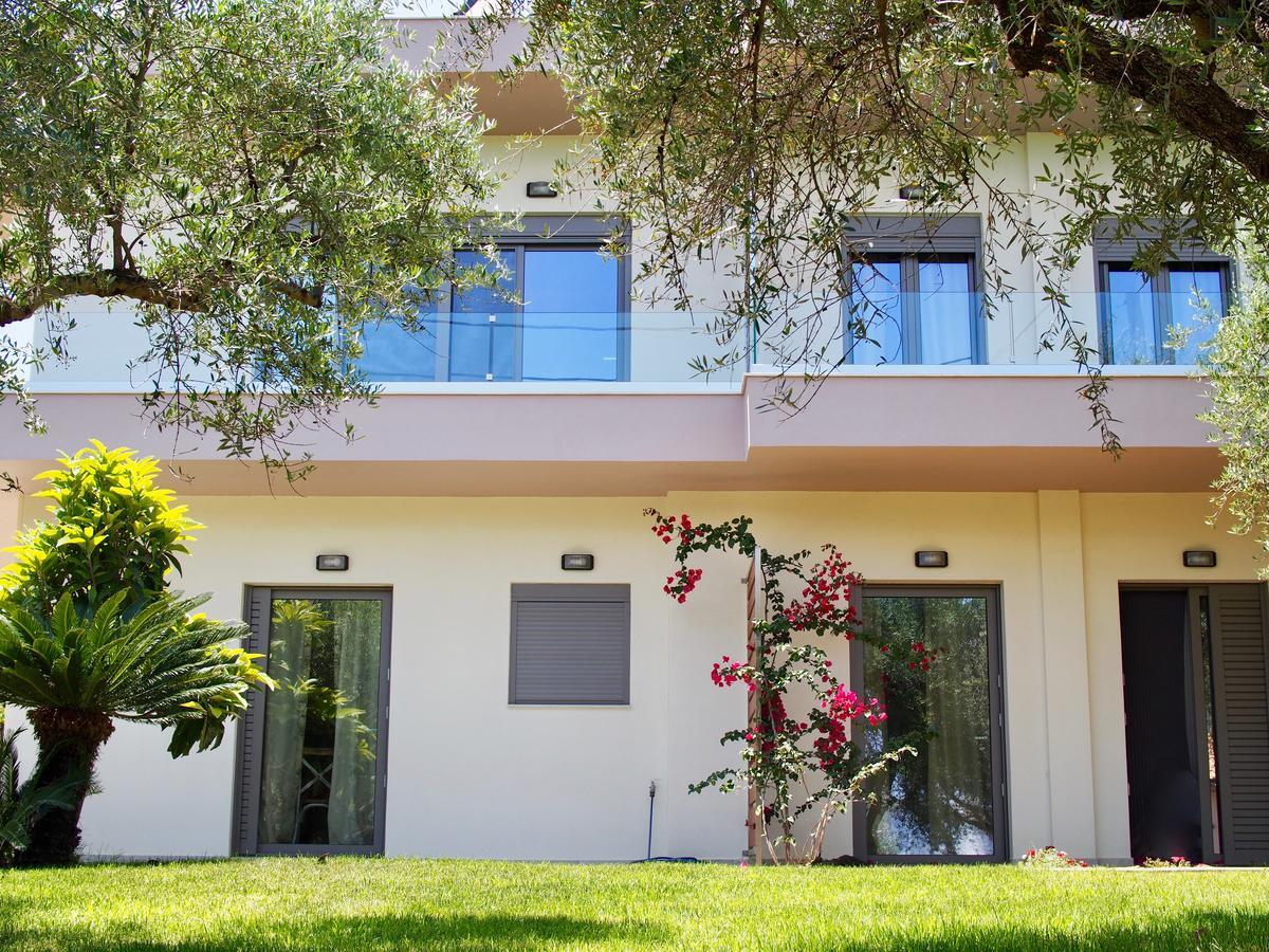 Lena Mare Aparthotel Chrani Bagian luar foto